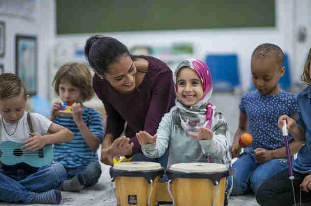 Onderwijs aan nieuwkomers: een flinke uitdaging voor gemeenten