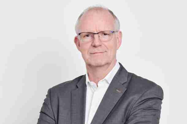 Hans Büthker, Neways