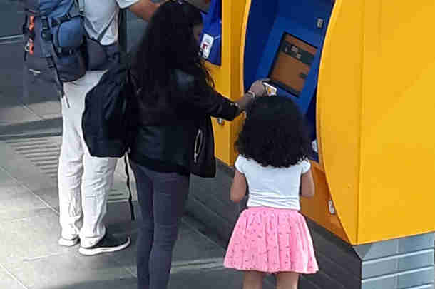 Waarom is de lease-auto aantrekkelijker dan de trein?