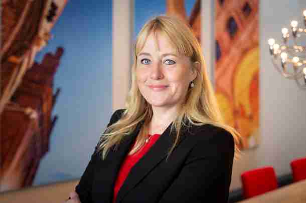 Prof. dr. Annet de Lange naar Berenschot